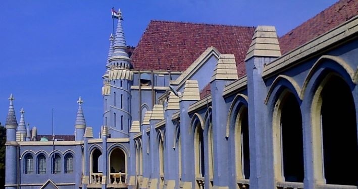 नर्सिंग फैकल्टी की भर्ती पर हाईकोर्ट ने दिखाई सख्ती, स्वास्थ्य एवं चिकित्सा शिक्षा विभाग को नोटिस, चार सप्ताह में मांगा जवाब