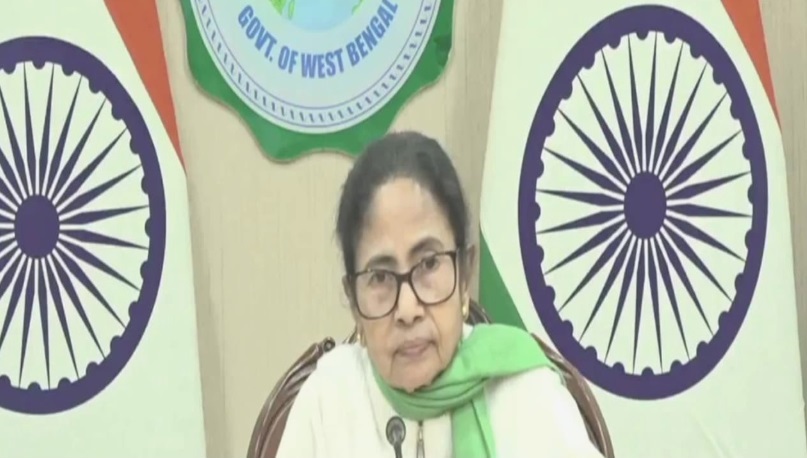 ममता बनर्जी का चुनाव आयोग और भाजपा पर बड़ा आरोप, AI से मतदाता नाम हटाने और 84 मौतों का दावा