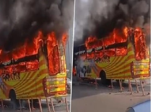 मुंबई: कांदिवली हाईवे पर यात्रियों से भरी बस में लगी भीषण आग, बाल-बाल बचे लोग