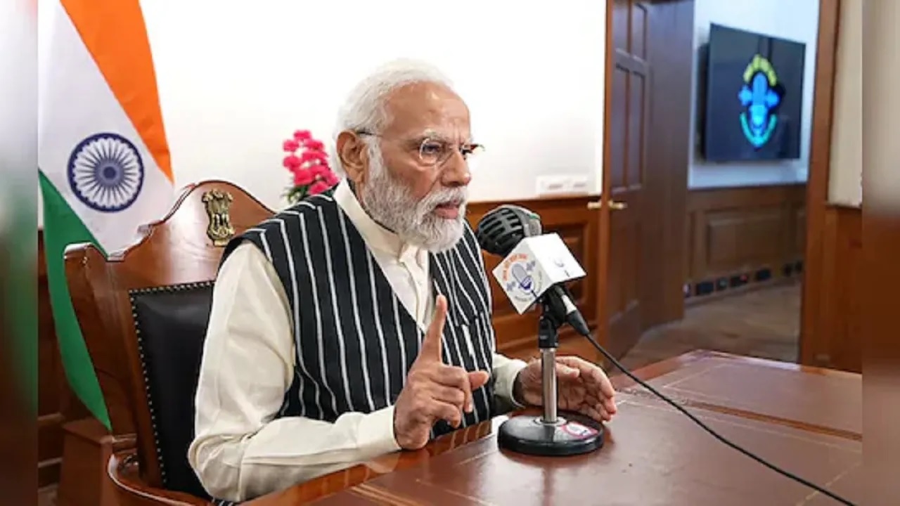 मन की बात : पीएम मोदी बोलेे- लोकतंत्र की आत्मा होता है मतदाता