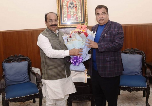 उप मुख्यमंत्री श्री अरुण साव की नई दिल्ली में केन्द्रीय सड़क परिवहन एवं राजमार्ग मंत्री श्री नितिन गडकरी से मुलाकात