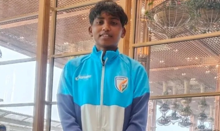 नेपाल में जीत की हुंकार भरेगी झारखंड की शेरनी दिव्यानी लिंडा, भारतीय महिला फुटबॉल टीम की छह जांबाज खिलाड़ी