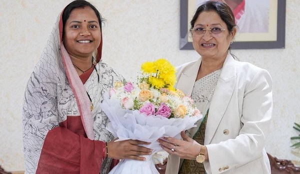 छत्तीसगढ़ मना रहा ‘महतारी गौरव वर्ष: मंत्री श्रीमती लक्ष्मी राजवाड़े ने केन्द्रीय मंत्री श्रीमती अन्नपूर्णा देवी को दी जानकारी