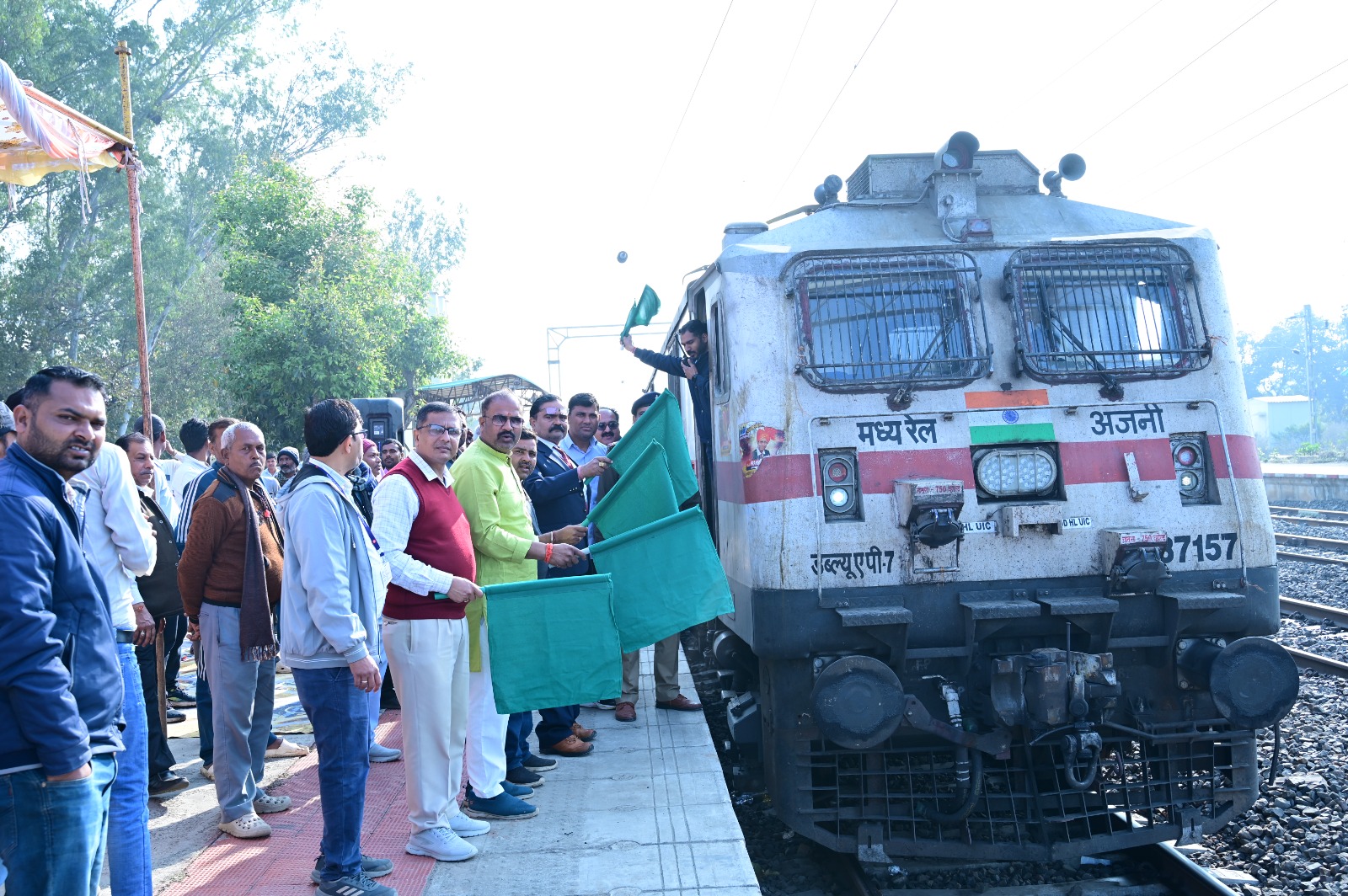 जबलपुर रेल मंडल के करहिया भदौली स्टेशन पर एक्सप्रेस ट्रेन का शुभारंभ समारोह सम्पन्न, विंध्याचल एक्सप्रेस पथरिया में रुकेगी