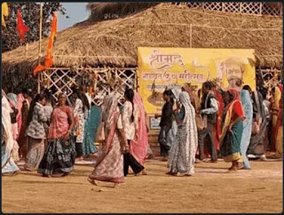 जबलपुर: भेड़ाघाट में चल रही कथा के बीच उत्तम स्वामी पर लगे दुष्कर्म के आरोप, महाराज खुद को कमरे में कैद किया