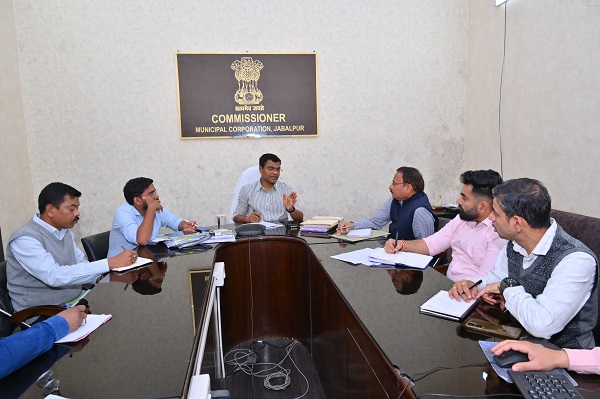 सीएम हेल्पलाइन बना जबलपुर नगर निगम के लिए परफॉर्मेंस रिपोर्ट कार्ड, स्मार्ट गवर्नेंस की ओर निर्णायक कदम
