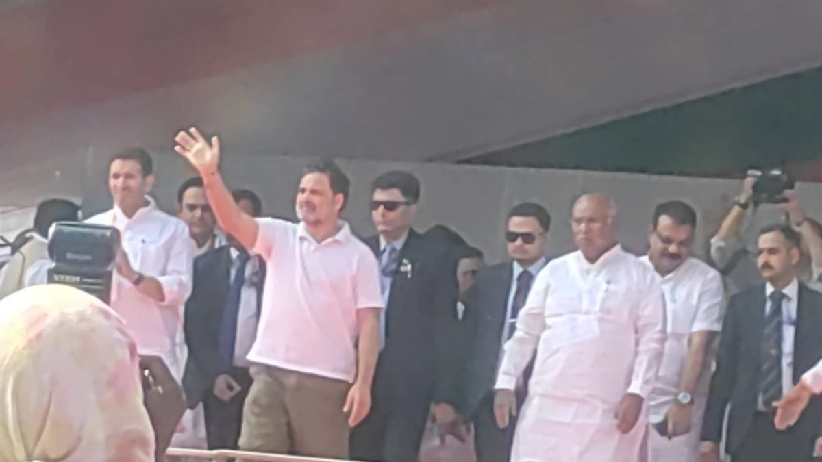 एमपी: कांग्रेस की किसान महाचौपाल में बोले राहुल गांधी, विपक्ष के नेता को लोकसभा में बोलने नहीं दिया गया