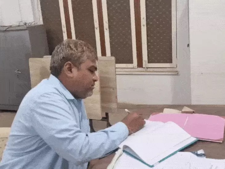 एमपी: बगलामुखी मंदिर से नायब तहसीलदार का चप्पल चोरी, एसपी-टीआई को शिकायत