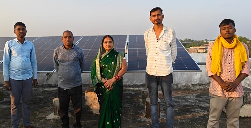 प्रधानमंत्री सूर्यघर मुफ्त बिजली योजना से लाभान्वित हुईं निशि श्रीवास