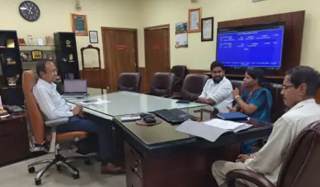 ऑर्डिनेंस फैक्ट्री देगी नगर निगम को सर्विस चार्ज, सुप्रीम कोर्ट के फैसले के बाद जेएमसी को मिलेगी राशि, बैठक में बनी सहमति