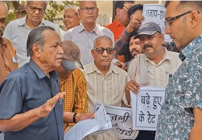 एमपी सरकार द्वारा दूसरे राज्यों को 3.81 रुपए दी जा रही सस्ती बिजली, यहां पर 7.05 रुपए दे रहे, 200 यूनिट पर 1600 तक बिल