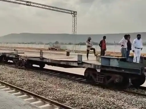 एमपी : सीधी में चुरहट स्टेशन पर ट्रेन का ट्रायल सफल:ललितपुर-सिंगरौली रेल परियोजना ने पकड़ी स्पीड