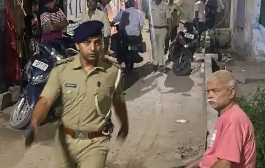 बिहार के वैशाली में पुलिस महकमे में मचा हड़कंप, जढ़ुआ ओपी प्रभारी ने सर्विस रिवाल्वर से खुद को मारी गोली