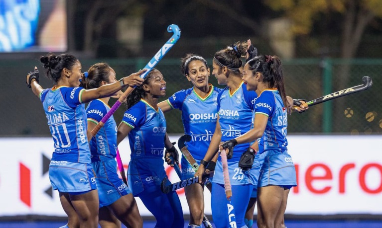 अर्जेंटीना दौरे पर भारतीय महिला हॉकी टीम की कमान नवनीत कौर के हाथों में सौंपी गई
