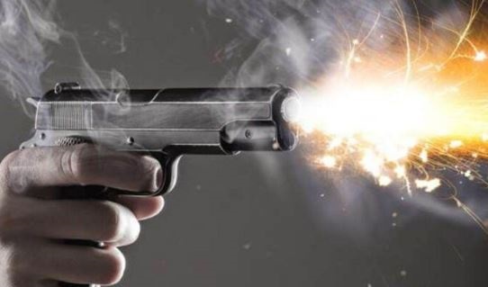 जबलपुर के बरेला में आयोजित लगुन कार्यक्रम में चली गोलियां, एक युवक गंभीर