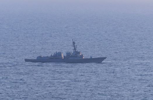 अमेरिका ने ईरान से निकल रहे 13 जहाजों को लौटाया, एक ने भी होर्मुज क्रॉस नहीं किया, इजराइल-लेबनान की बातचीत आज