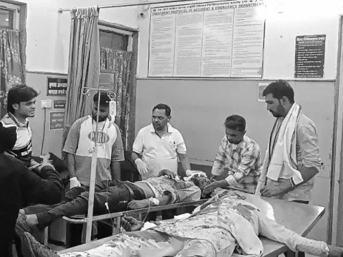 दमोह में जमीनी विवाद में पिता-पुत्र को गोली मारी, गंभीर हालत में जबलपुर रेफर, पुलिस फोर्स तैनात