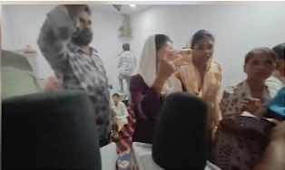जबलपुर के ग्वारीघाट क्षेत्र में धर्मान्तरण को लेकर तनाव, महिला पर लगाए आरोप
