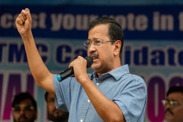 AAP नेता केजरीवाल ने जस्टिस स्वर्णकांता की कोर्ट में पेश होने से किया इनकार, सत्याग्रह का ऐलान