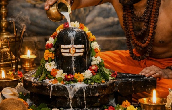 मई में दो गुरु प्रदोष व्रत का दुर्लभ संयोग जानें तारीख और पूजा विधि
