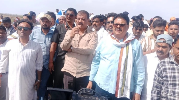 जबलपुर: बरगी पहुंचे नेता प्रतिपक्ष उमंग सिंघार, बोले- बरगी डेम हादसा नहीं, सरकारी लापरवाही है