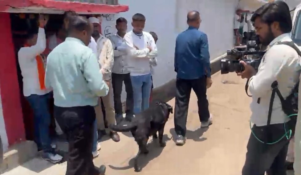 रायपुर में संदिग्ध विस्फोटक सामग्री मिलने से हड़कंप, सत्ता-विपक्ष आमने-सामने