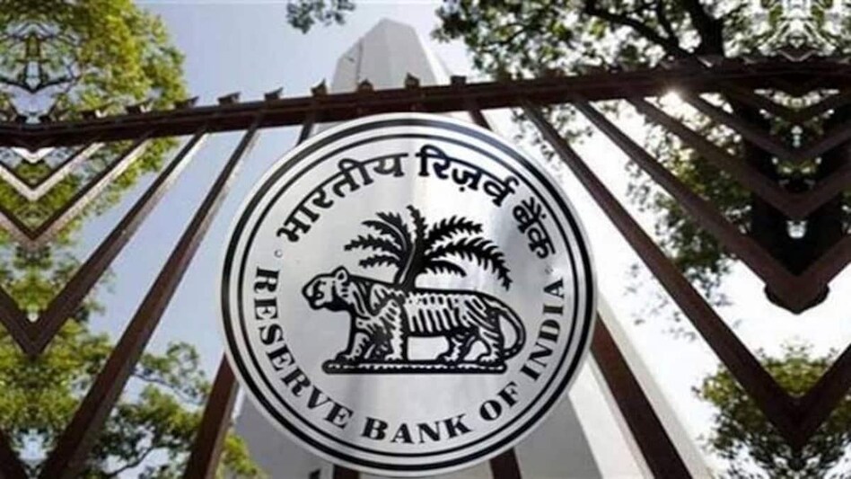 आरबीआई का बड़ा एक्शन: 150 एनबीएफसी का रजिस्ट्रेशन रद्द, एफडी और लोन वाले ग्राहकों में मची हलचल