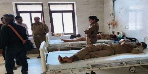 जबलपुर के सिहोरा में एक्सीडेंट के बाद घायल को अस्पताल में छोड़कर भागा कार चालक