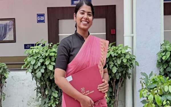 तेंदूखेड़ा रिश्वत कांड में घिरीं SDM पूजा सोनी, स्टेनो की गिरफ्तारी के बाद EOW जांच तेज