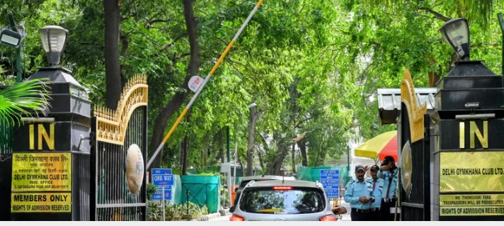दिल्ली जिमखाना क्लब को केंद्र सरकार का बड़ा आदेश, 5 जून तक खाली करनी होगी 27 एकड़ जमीन