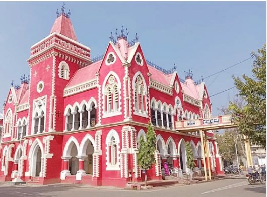 जबलपुर में स्वास्थ्य विभाग ने उठाया बड़ा कदम, 100 से अधिक डॉक्टर, नर्सिंग स्टाफ सहित अन्य कर्मचारियों का अटैचमेंट समाप्त