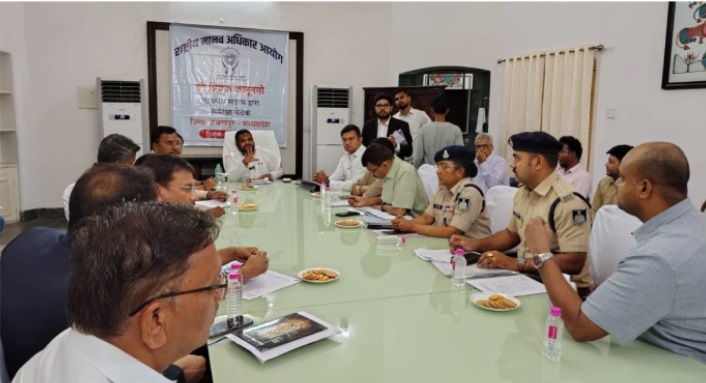मानवाधिकार आयोग के सदस्य प्रियंक कानूनगो का सख्त रुख, बोले ठेकेदारों की पैरवी की तो दिल्ली आकर देना होगा जवाब