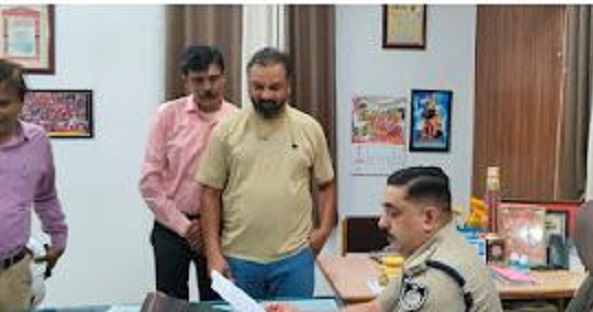 जबलपुर में प्रतिबंधित कंपनी खोलकर तीन शातिर ठगों ने हड़पने लोगों के लाखों रुपए