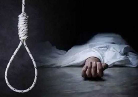 जबलपुर में युवक ने पेड़ पर फंदा डालकर लगाई फांसी, झगड़े के बाद उठाया कदम