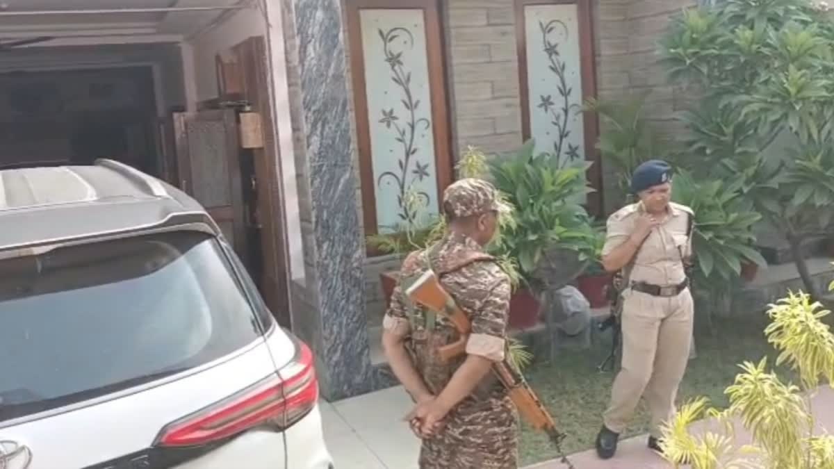 एमपी के रीवा में ईडी की बड़ी कार्रवाई, कॉन्ट्रैक्टर के घर पहुंची टीम, दस्तावेजों को खंगाला