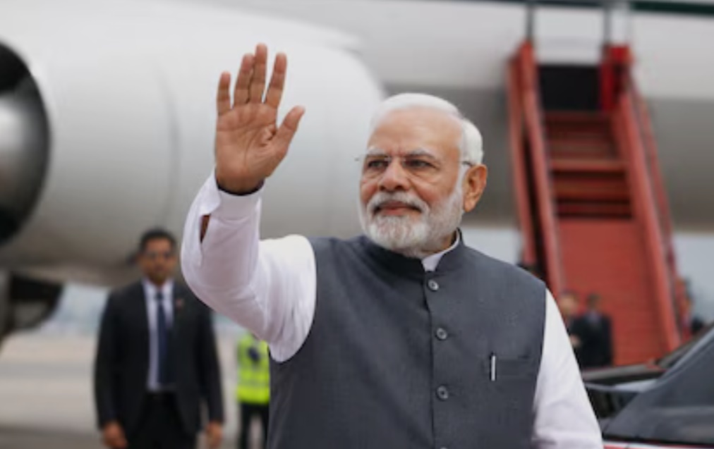 नीट अभ्यर्थियों के लिए रुके प्रधानमंत्री, परीक्षा शुरू होने तक दिल्ली एयरपोर्ट पर किया इंतजार