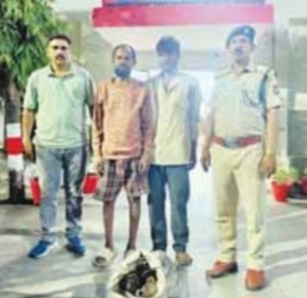 जबलपुर में आरपीएफ की कार्रवाई, रेलवे का लोहा और एसी पाइप चुराने वाले गिरफ्तार, माल भी बरामद
