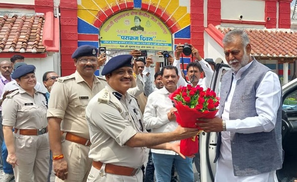 केन्द्रीय जेल जबलपुर में