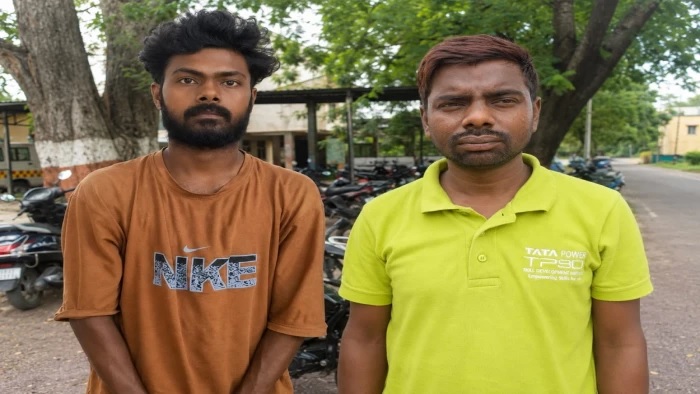झारखंड से ऑपरेट हो रहा साइबर ठग गिरोह गिरफ्तार: एक गलत क्लिक और CA के खाते से उड़े ₹3.94 लाख