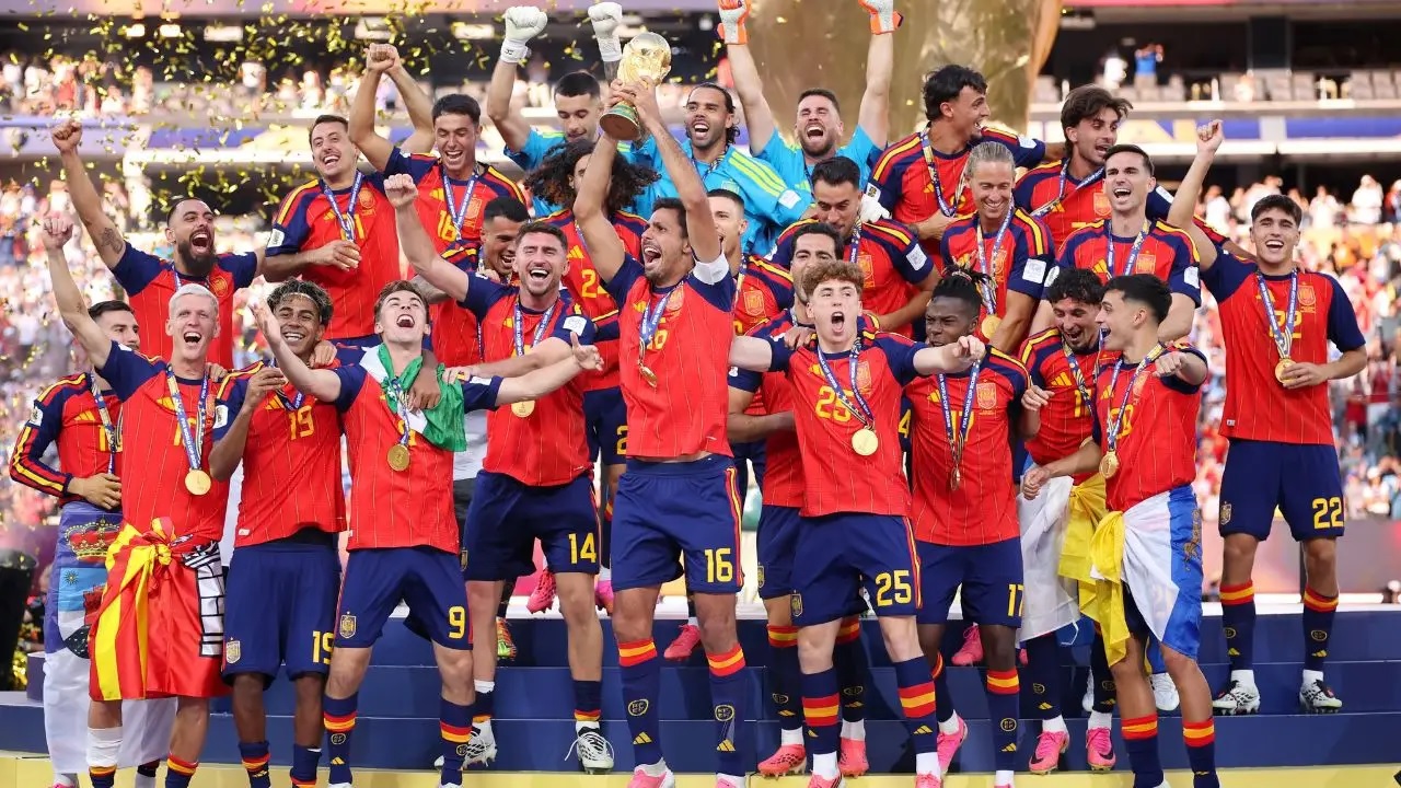 FIFA WORLD CUP 2026 : 16 साल बाद स्पेन बना विश्व चैंपियन, फाइनल में अर्जेंटीना को 1-0 से हराया