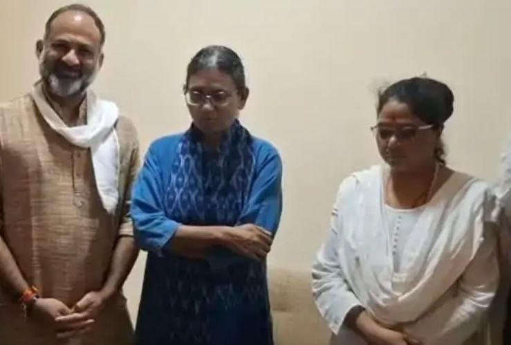 राज्यसभा चुनाव को लेकर हाईकोर्ट पहुंची मीनाक्षी नटराजन, कहा, चुनाव आयोग के अधिकारी कॉम्प्रोमाइज्ड