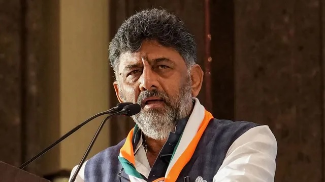 कर्नाटक : डीके शिवकुमार कैबिनेट का विस्तार, 12 नए चेहरों को जगह, गायत्री शांतेगौड़ा एकमात्र महिला मंत्री