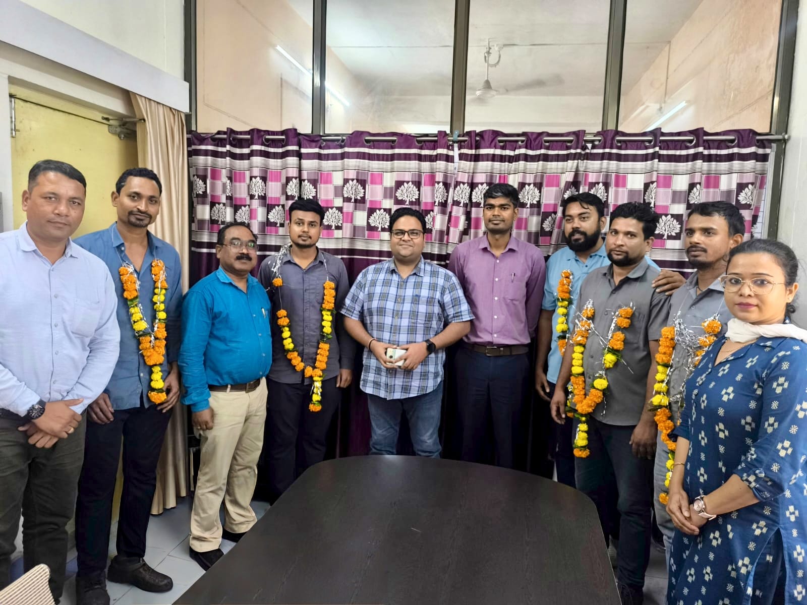 जबलपुर कोचिंग डिपो में 500 से अधिक एलएचबी कोचों में स्टिफऩर प्लेट लगाकर संरक्षा सुदृढ़, दो पार्ट में नहीं होंगी ट्रेनें