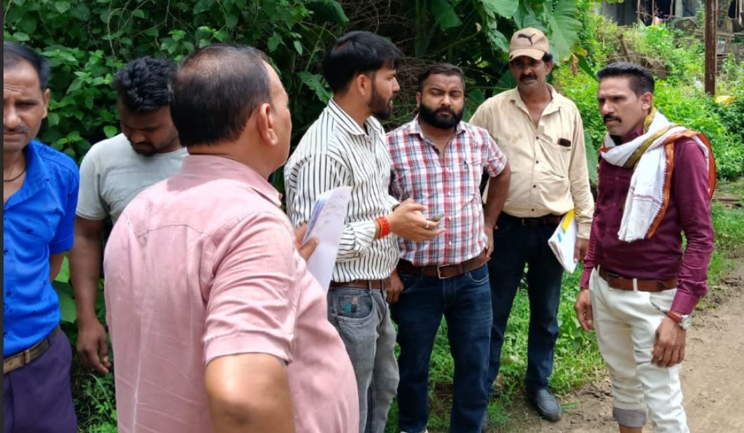 बिजली चोरी को लेकर सात उपभोक्ताओं पर एफआईआर, तीन लाख से अधिक का जुर्माना