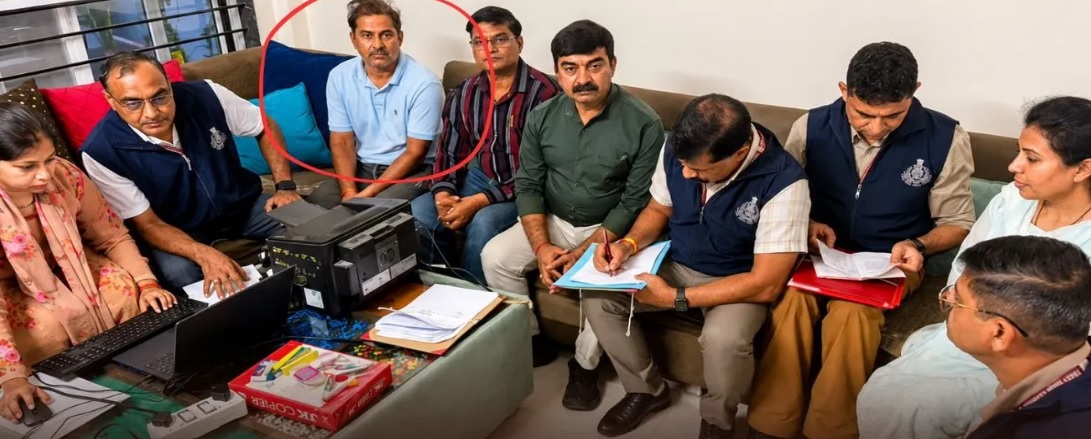 इंदौर में मेडिकल विभाग के स्टोर कीपर राकेश गोरखे के कई ठिकानों पर छापा, आय से 110 प्रतिशत अधिक संपत्ति मिली