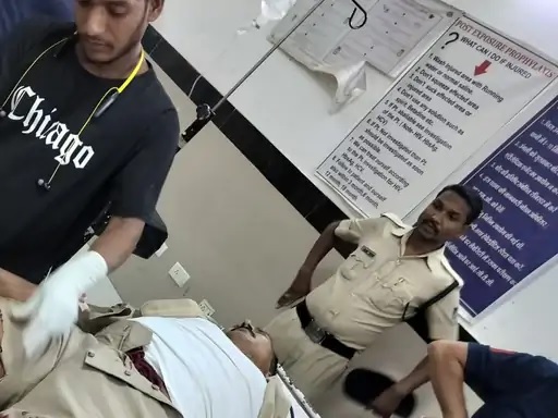 आरपीएफ के प्रधान आरक्षक का अमरकंटक एक्सप्रेस में चढ़ते समय गिरने से पैर कटा, पिपरिया स्टेशन में घटना