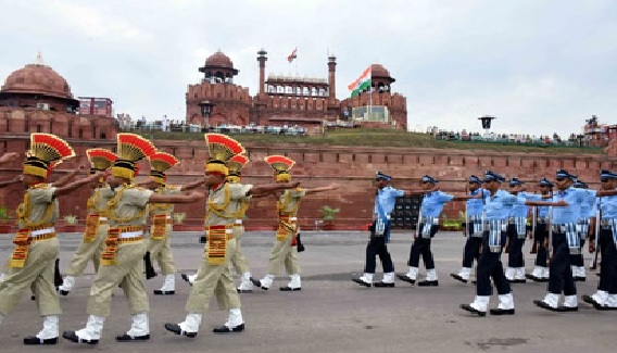 15 अगस्त से पहले दिल्ली में फुल ड्रेस रिहर्सल: लाल किले से बॉर्डर तक कड़ी सुरक्षा, कई रूट डायवर्ट