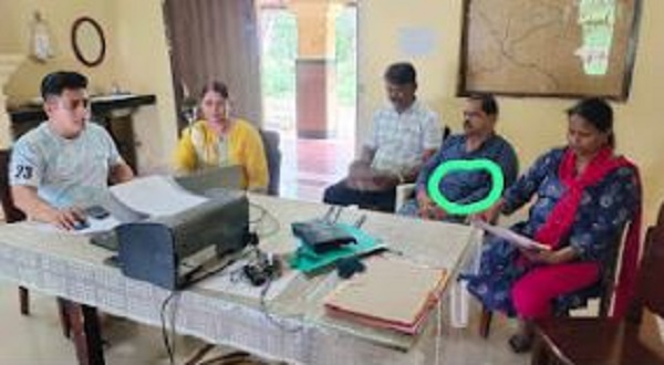 शिक्षा विभाग का क्लर्क ले रहा था रिश्वत, जबलपुर से पहुंची लोकायुक्त टीम ने रंगे हाथ पकड़ा