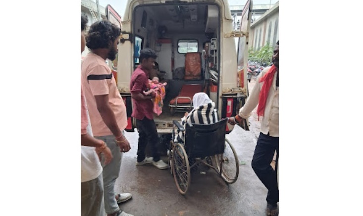 संपर्क क्रांति एक्सप्रेस में गूंजी किलकारी, महिला ने ट्रेन में बच्चे को दिया जन्म, रेलवे स्टाफ ने सुरक्षित अस्पताल पहुंचाया