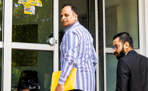 दिल्ली जल बोर्ड टेंडर में कथित भ्रष्टाचार पर AAP नेता सत्येंद्र जैन गिरफ्तार, पांच अन्य पर भी ACB की कार्रवाई